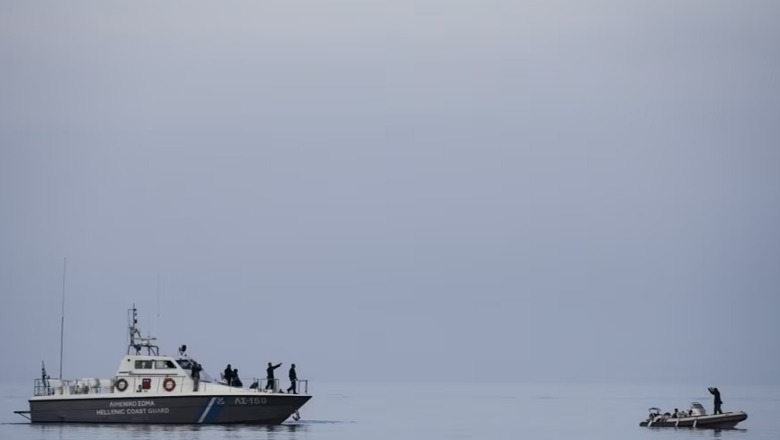 Autoritetet greke shpëtojnë gati 60 emigrantë në Detin Egje