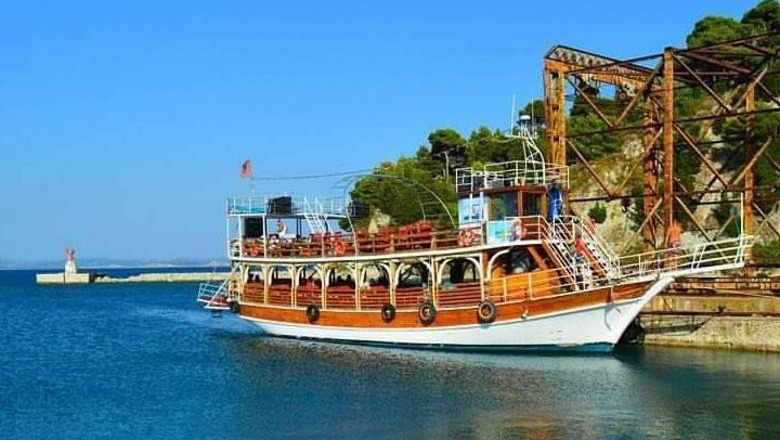 Helmimi i turistëve polakë në Vlorë, kjo është anija që udhëtuan 41 të rinjtë
