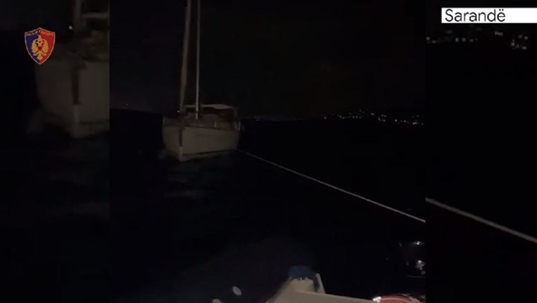 Sarandë/ U pësoi defekt veliera në mes të detit, shpëtohen 3 turistët turq