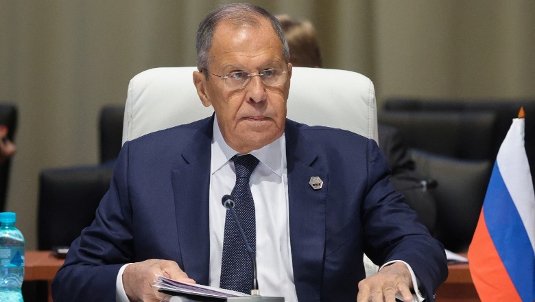 Lavrov: Rusia është gati për të negociuar, por duke marrë parasysh realitetin në terren
