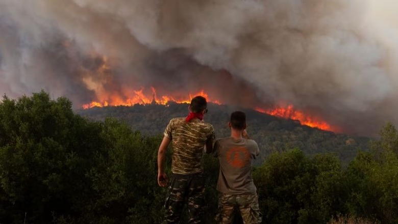 Greqia pret të digjen mbi 150 mijë hektarë tokë deri në fund të verës