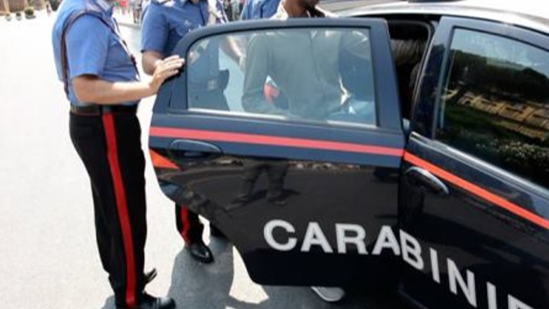 Autorë të vjedhjeve në 17 banesa, goditet grupi i grabitësve shqiptarë në Itali, 4 persona në pranga