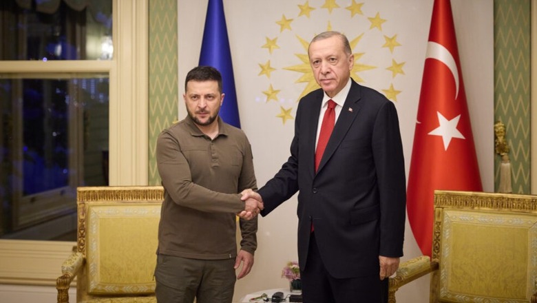 Kuleba: Zelensky pritet të takohet me Erdoganin pas bisedimeve me Putinin