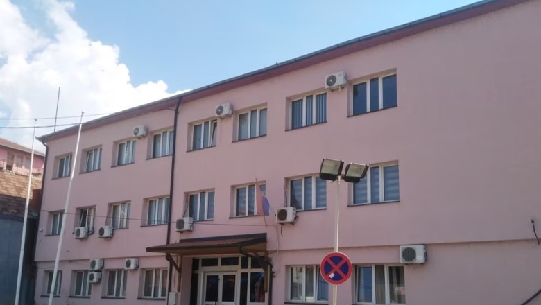 Lista Serbe: Institucionet serbe nuk do të largohen nga zyrat në Mitrovicë të Veriut