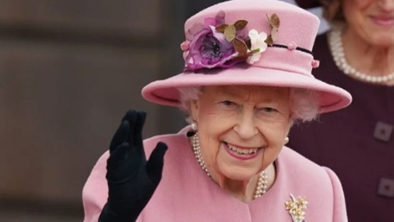 Një vit nga vdekja e mbretëreshës Elizabeth II, monarkia ende solide