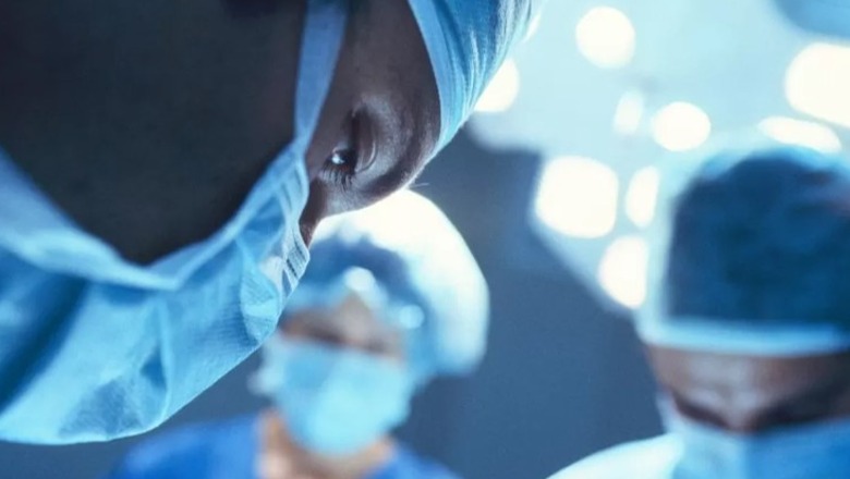 Studimi ‘tronditës’: Kirurget femra sulmohen seksualisht nga kolegët gjatë operacioneve