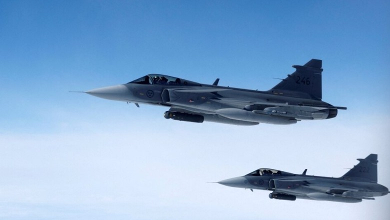 Suedia shqyrton dërgimin e avionëve luftarakë në Ukrainë