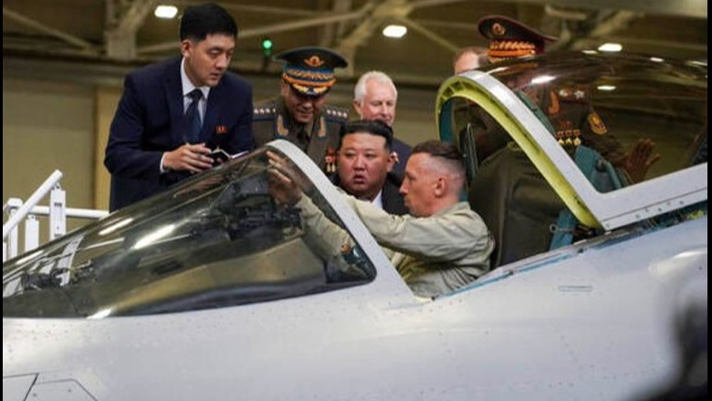 Kim Jong Un viziton fabrikën e avionëve ushtarakë në Rusi