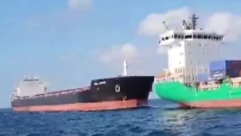 VIDEO/ Përplasen dy anije mallrash në Stamboll, mediat turke sjellin detaje nga situata aktuale