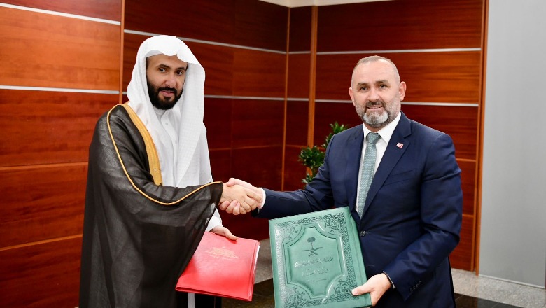 Transformimi digjital i sistemeve të drejtësisë, firmoset në Tiranë memorandumi i bashkëpunimit me Arabinë Saudite 