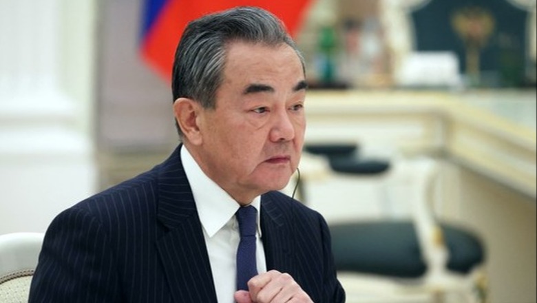 Ministri i Jashtëm kinez: Kina është e gatshme të forcojë stabilitetin global së bashku me Rusinë
