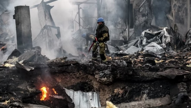 Rusia kryen sulm masiv ndaj infrastrukturës së energjisë në Ukrainë, 2 viktima dhe 18 të plagosur