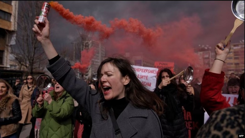 Kosovë: 64 për qind e grave besojnë se ka ngacmime seksuale në sektorin privat