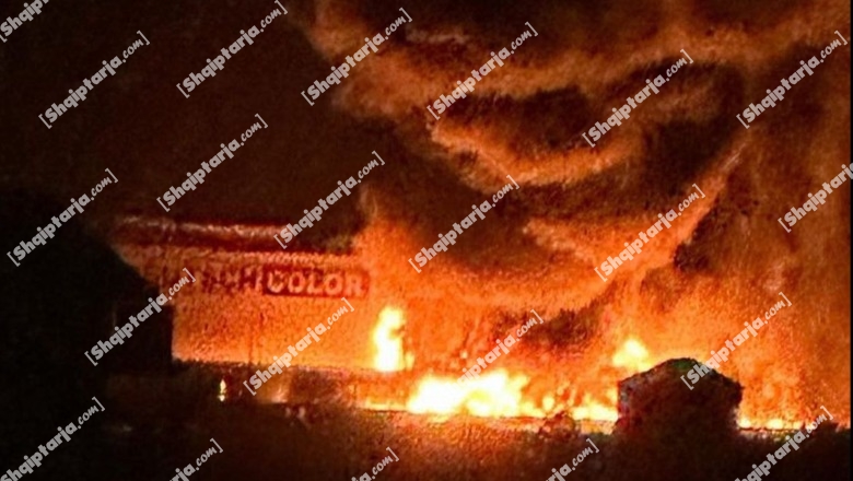 Zjarri në fabrikën e bojërave në autostradën Tiranë-Durrës, dëgjohen shpërthime, evakuohen banorët në afërsi të Deutsch Color 