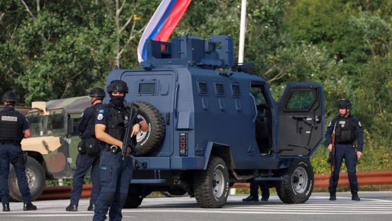 Përgjaket veriu i Kosovës, vritet polici, plagosen 3 të tjerë! Njësia Speciale bastis Manastirin ku u ngujuan 30 serbët! Policia: Ekzekutohen 3 terroristë