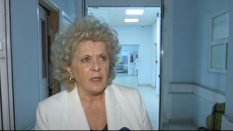 Drejtoresha e spitalit të Mitrovicës: Edhe një polic i Kosovës kërkoi ndihmë mjekësore, kishte copa predhash në bark