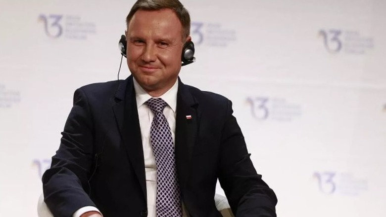 Presidenti polak Duda: Ne nuk do dërgojmë armë të reja në Ukrainë, por të vjetrat po