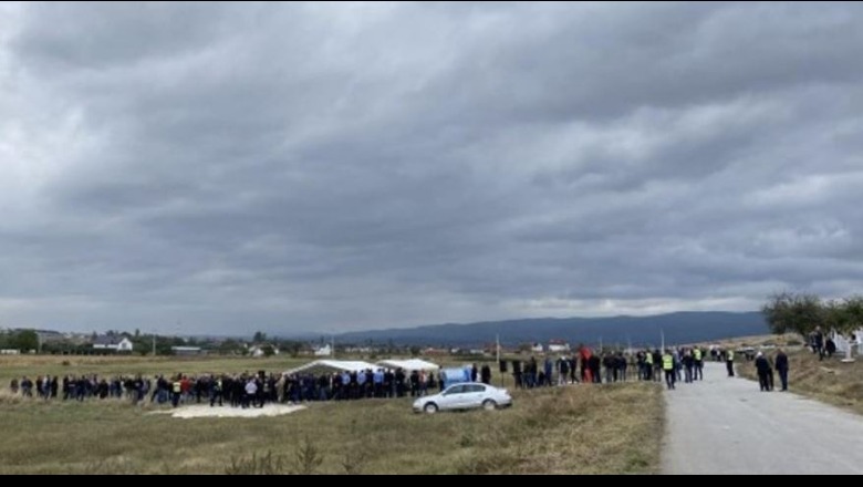 Kurti në funeralin e policit të vrarë në Kosovë: Afër Afrimi, larg krimi