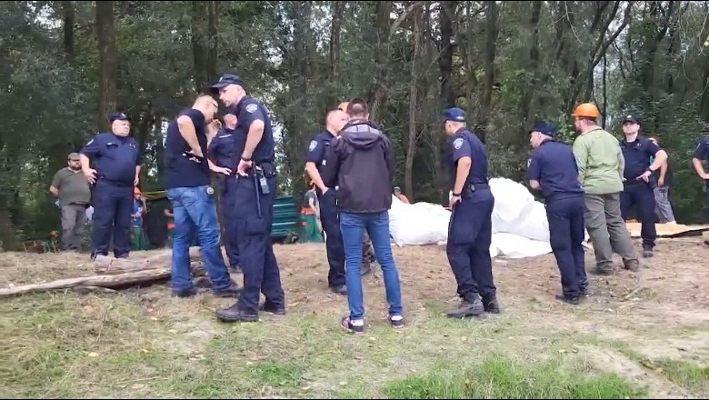  Policia kroate kontrolle të befasishme në kufi, arrestohen disa serbë, nuk iu bindën policisë