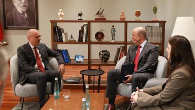 I Ngarkuari me Punë i SHBA-së, takim me ministrin e Jashtëm Igli Hasani: Nga situata në Kosovë tek mbështetjen e Shqipërisë ndaj Ukrainës