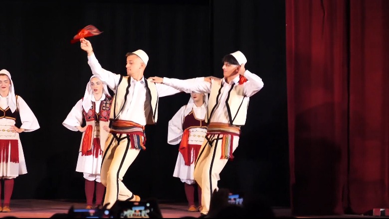 Lura fiton festivalin e ‘Odës Dibrane’! Marrin pjesë artistë nga gjithë trevat: Ndër festat më të bukura