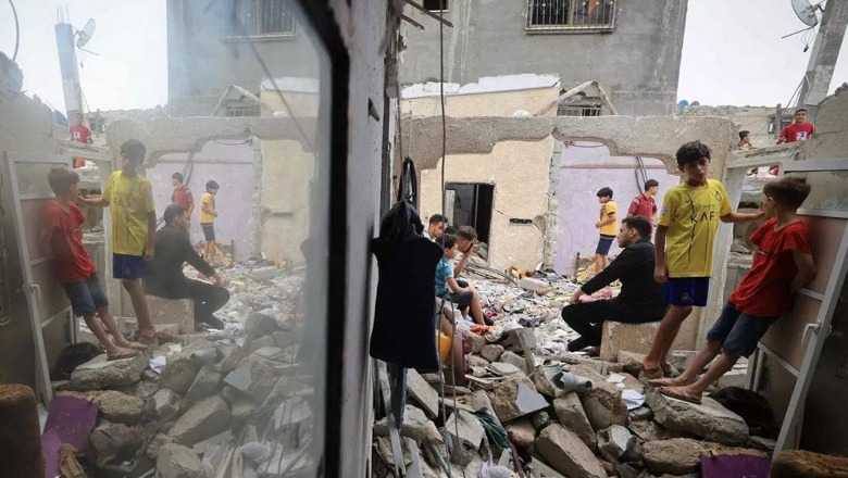 FOTO/ Plaçkitje në dyqane dhe qendra të shpërndarjes së ndihmave, OKB: Rendi po shembet në Gaza