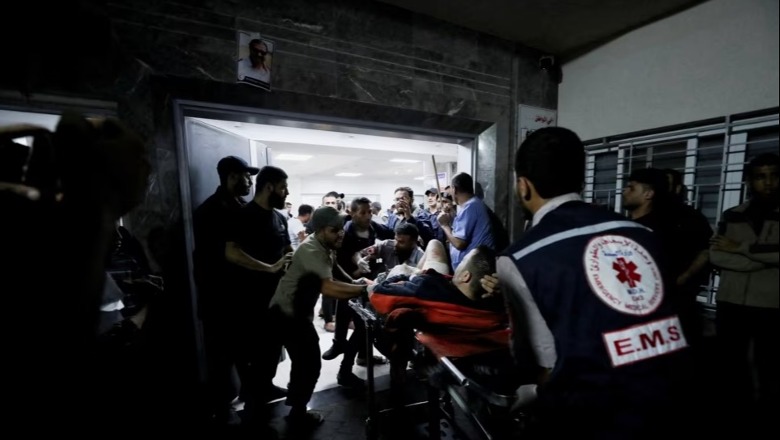 Rrëfime nga mjekët në Rripin e Gazës: Pa drita, pa shtretër, pa barna