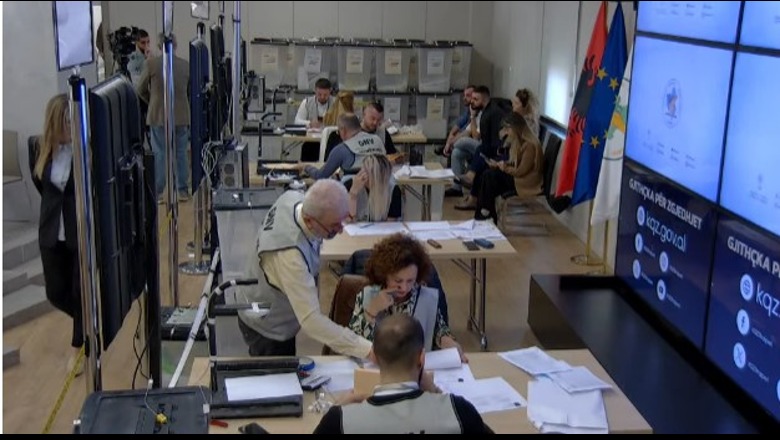 Zgjedhjet e 14 majit, nis rinumërimi verifikues në 526 kuti! 40 qendra në verifikim nga votimi dhe numërimi elektronik