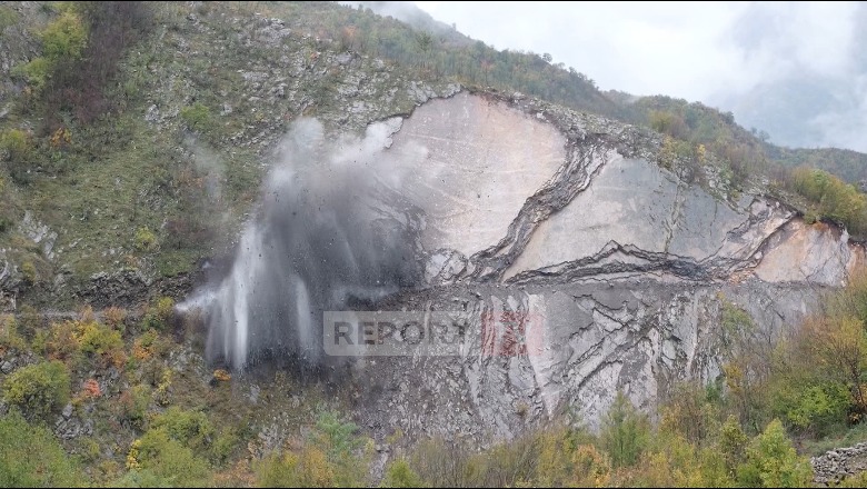 Ndërtimi i rrugës së Dukagjinit, Report Tv sjell pamjet nga shpërthimi i shpatit të malit në aksin Prekal-Lotaj