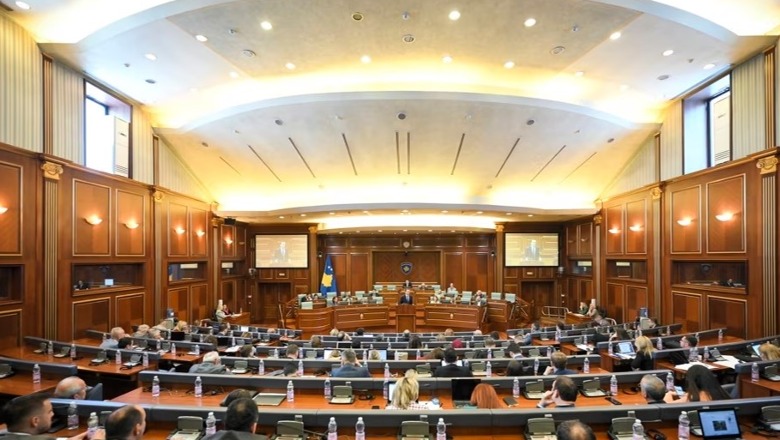 Kuvendi i Kosovës nuk miraton rezolutat për mbështetje financiare të policëve dhe rritjen e koeficientit të pagave