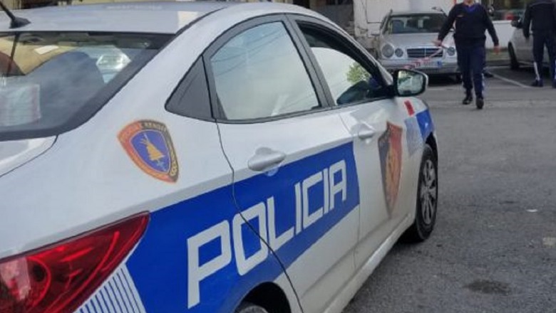 Gjirokastër, mashtroi një grua duke i marrë 2 mijë euro nga komunikimet në rrjetet sociale, arrestohet 55 vjeçari i shpallur në kërkim (EMRI)