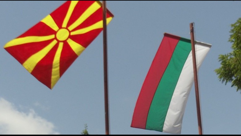 Bullgaria i kërkon Maqedonisë së Veriut ta ndryshojë Kushtetutën për t’u anëtarësuar në BE
