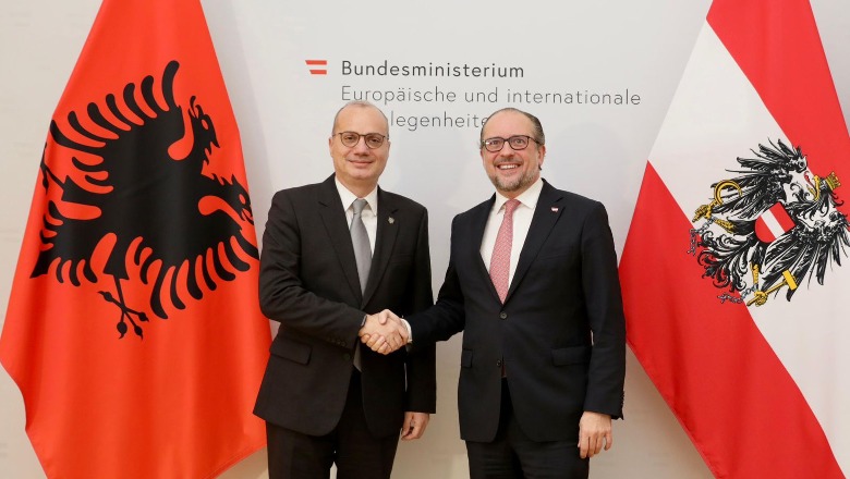Vjenë/ Hasani takon Ministrin për Punët e Jashtme të Austrisë, në fokus integrimi i Shqipërisë në BE dhe fortifikimi i marrëdhënieve mes dy vendeve