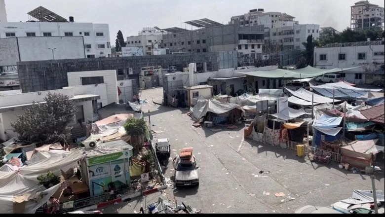 Lufta/ Pacientët dhe stafi largohen nga spitali më i madh në Gazë! Hamasi: 50 të vdekur nga sulmet në dy shkolla! Bombardon pozicionet e Hezbollahut në Libanin jugor