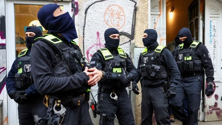 Gjermani, qindra policë bastisin pronat e mbështetësve të Hamasit