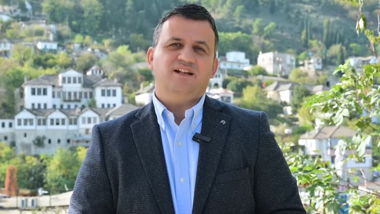 Parada e shqiptarëve në Tiranë, kryebashkiaku i Gjirokastrës: T’i bashkohemi këtij manifestimi kombëtar
