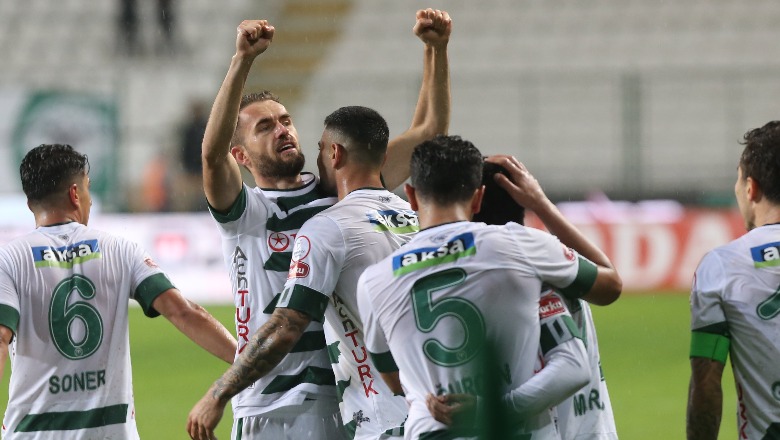 VIDEO/ Gol dhe asist, Sokol Cikalleshi futet nga stoli dhe i jep fitoren Konyasporit