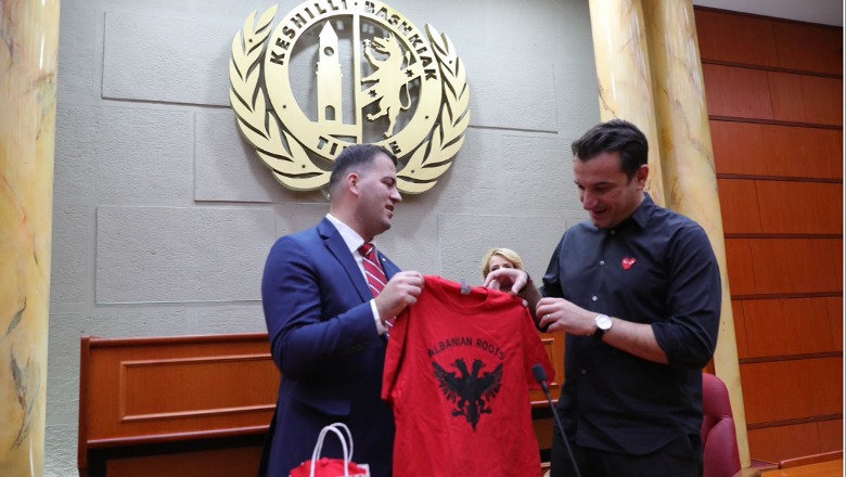 Parada e Pavarësisë, Veliaj pret Presidentin e ‘Albanian Roots’, Marko Kepi: Këto janë ditët më të mira të shqiptarisë