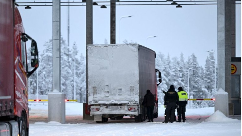 Fluksi i emigrantëve nga Afrika dhe Lindja e Mesme, Finlanda mbyll kufirin me Rusinë