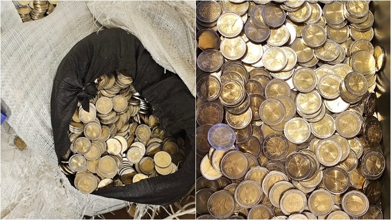FOTOT/ Fusnin në treg monedha 2 euro false, arrestohen 6 persona në Kosovë! Sekuestrohen thasët plot me 85 mijë euro