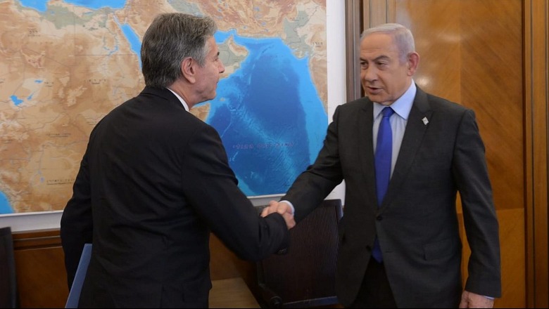 Gjatë takimit, Blinken i kërkon Netanyahut të mbrojë civilët në Gazën jugore