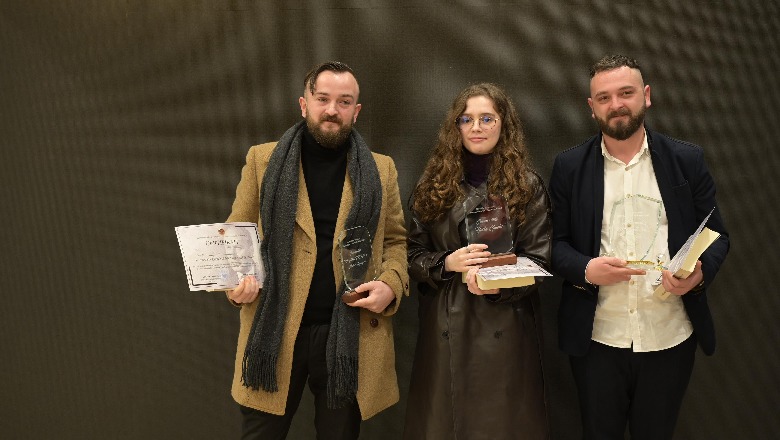 Tre kompozitorë të rinj fitues të konkursit ‘Çesk Zadeja’! Voshtina: Synojmë të mbështesim brezin e ri