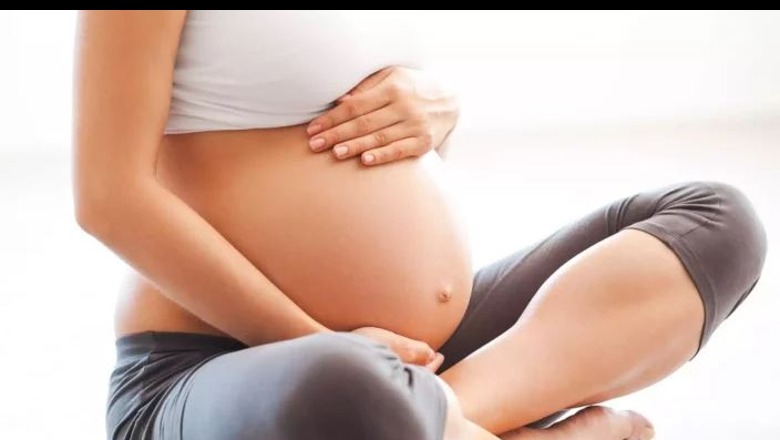 Moderatorja e njohur shtatzënë për herë të tretë? (FOTO)