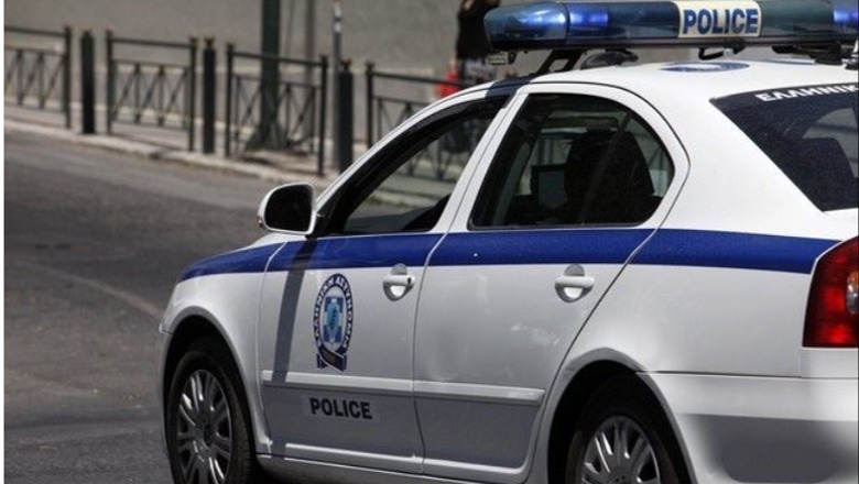Qëlloi me armë makinën dhe tentoi të kryejë grabitje, arrestohet shqiptari në Kretë: Po bëja prova