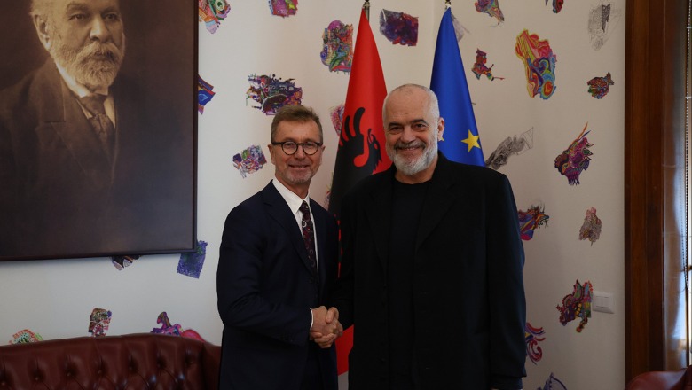 Ambasadori i ri i BE në Tiranë takim me Ramën në kryeministri: Folëm për hapat e mëtejshëm të vendit drejt Bashkimit Europian