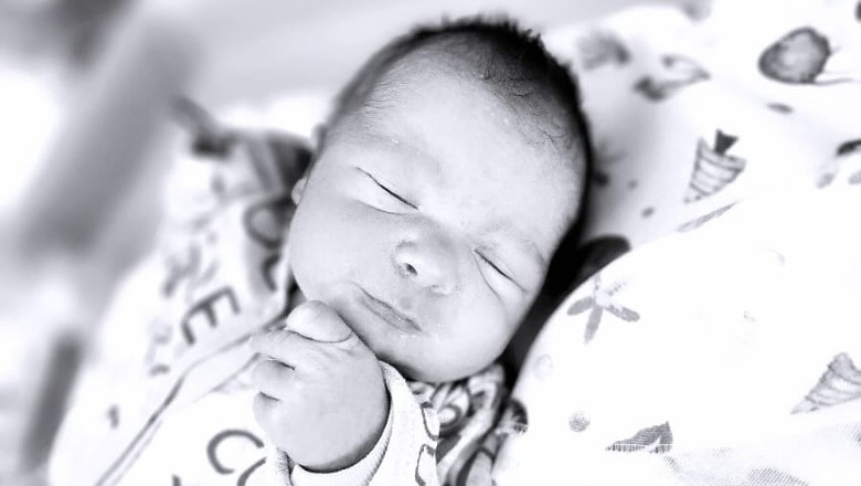 Emocionuese/ 20 foshnje kanë ardhur në jetë në maternitetin 'Mbretëresha Geraldinë' gjatë orëve të fundit