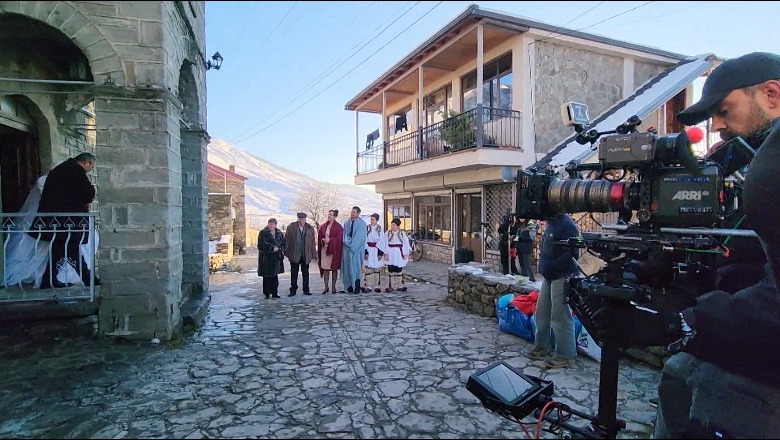 Regjisorja italiane Guilia Grandinetti film në Rehovë! ‘Majonezë’ trajton martesat mes shqiptarëve e serbëve