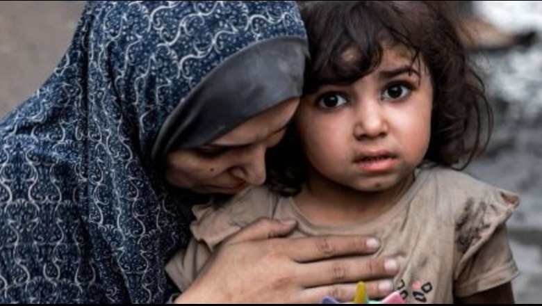 E dhimbshme! 'Pa ushqim dhe ujë', nënat në Gaza nuk janë në gjendje të ushqejnë foshnjat e tyre