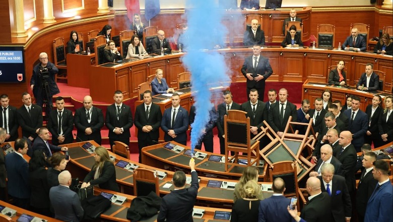 Mes tymueseve, Kuvendi voton edhe ndryshimet në ligjin për Komisionet Hetimore