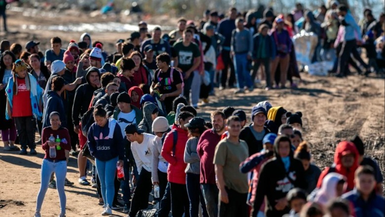 Blinken viziton nesër Meksikën, mbi 11 mijë emigrantë presin të hyjnë legalisht në SHBA